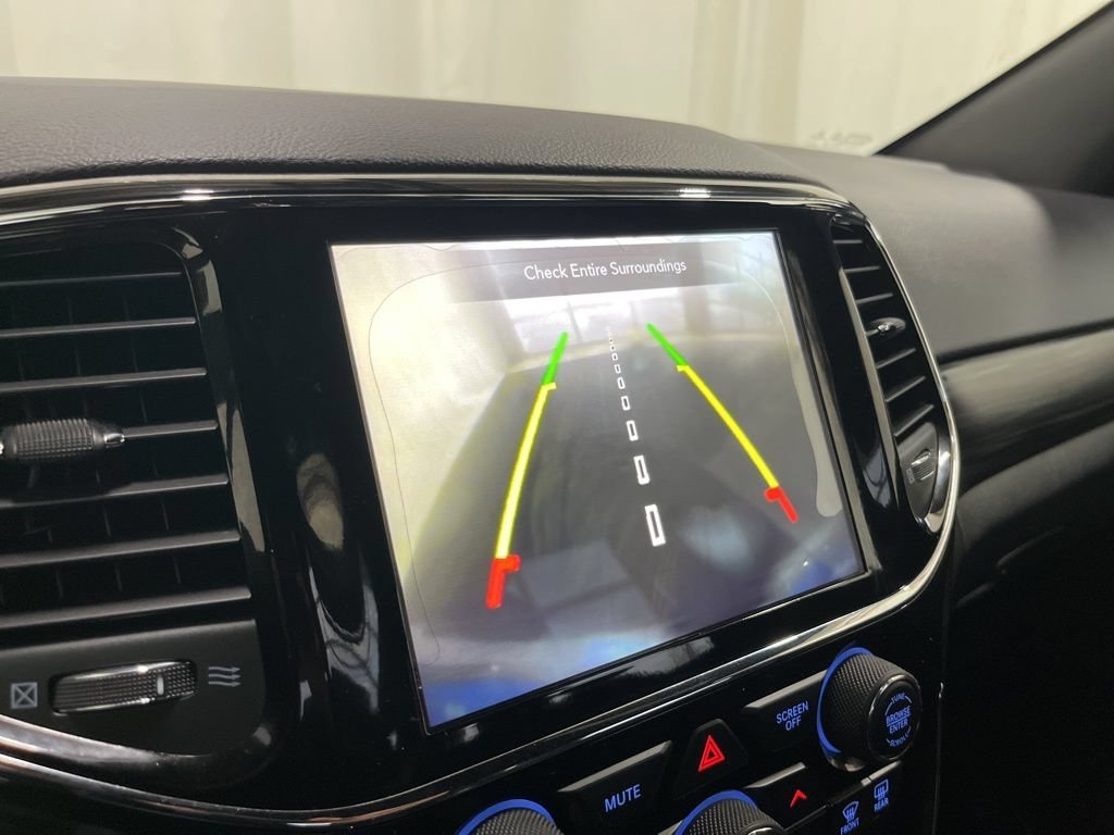 2019 Jeep Grand Cherokee Altitude - Photo 13