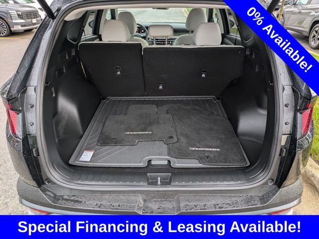 Used 2026 Black Hyundai SEL image 25
