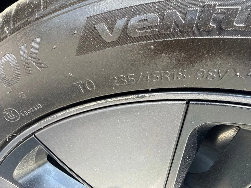Used 2025 Black Tesla Long Range image 34