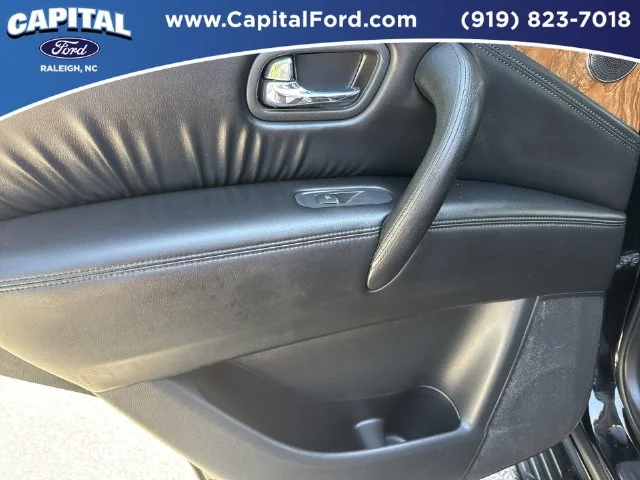 Used 2022 Black Nissan SL image 17