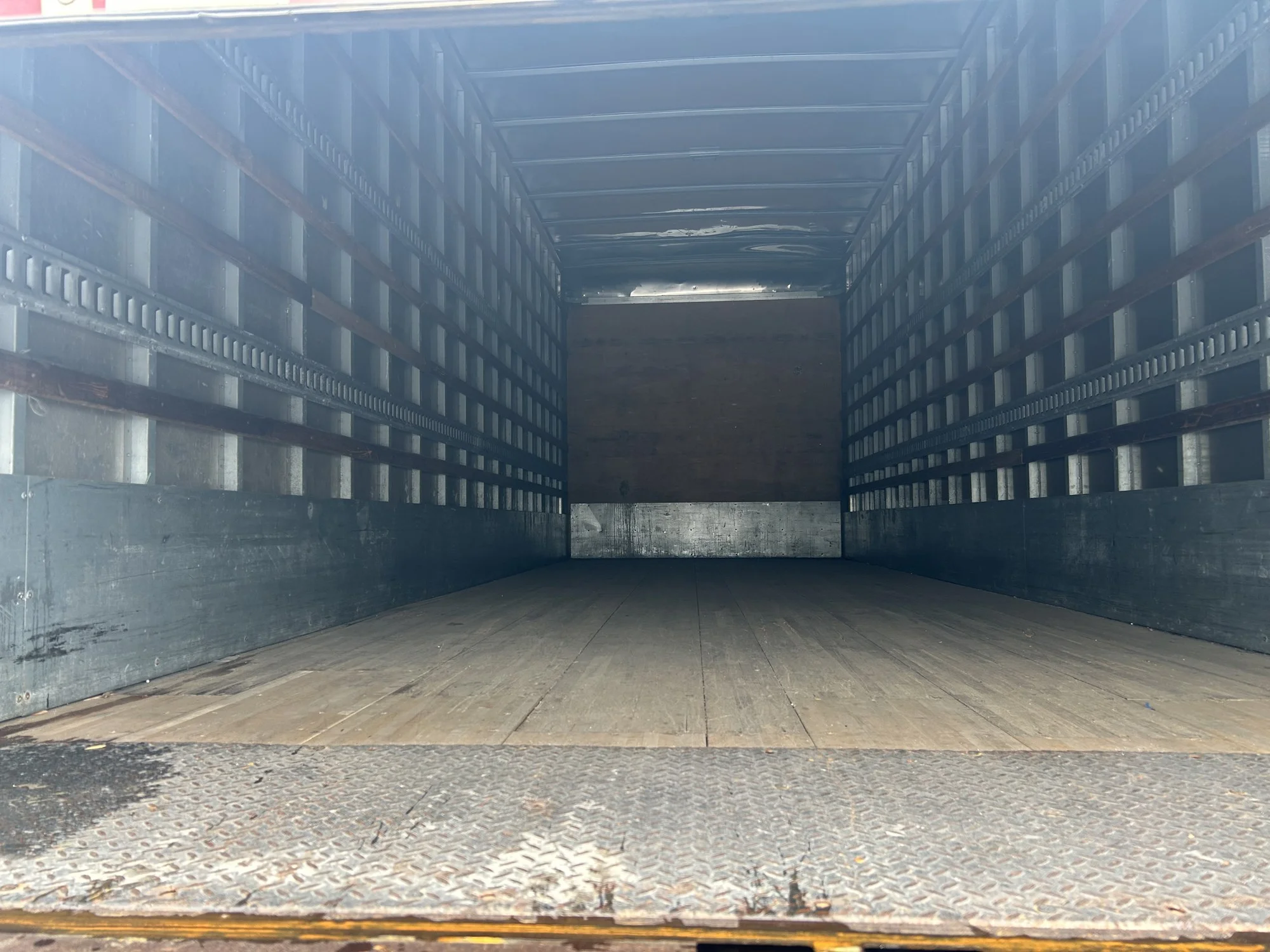 Used 2019  INTERNATIONAL Box Truck image 5