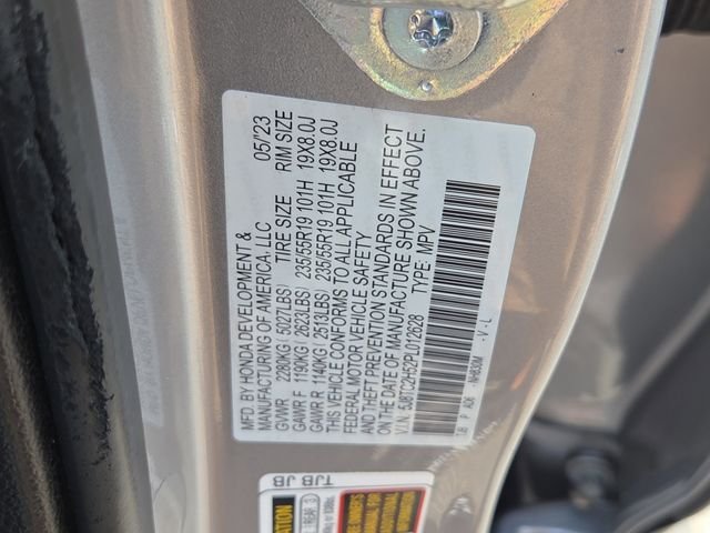 Used 2023 Lunar Silver Metallic Acura Technology Package image 7