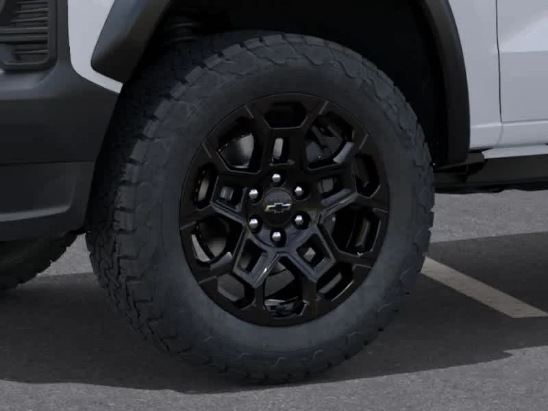 New 2026 Summit White Chevrolet Trail Boss image 8