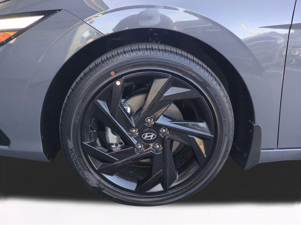 New 2026 Gray Hyundai SEL Sport Premium image 11