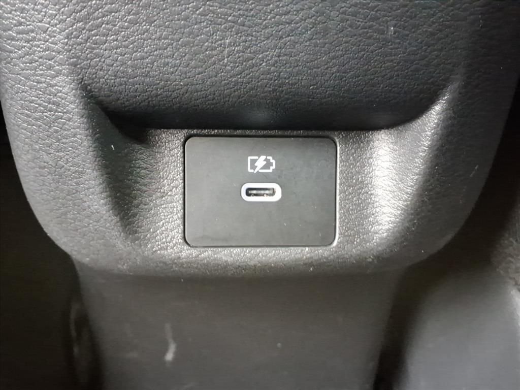 2023 NISSAN VERSA - Image 28