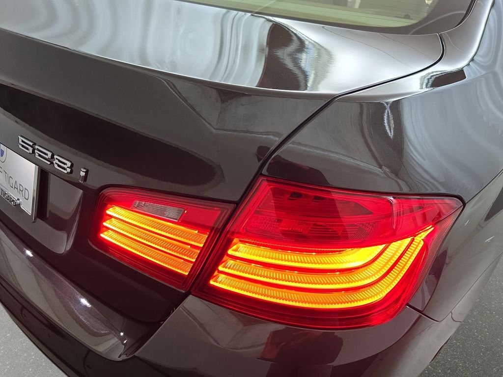 Used 2015 Jatoba Brown Metallic BMW 528i xDrive image 33