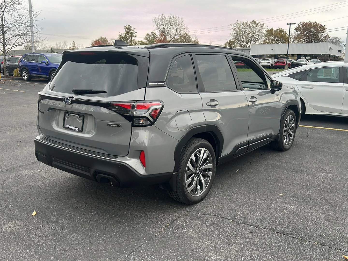 Used 2025  Subaru  image 7