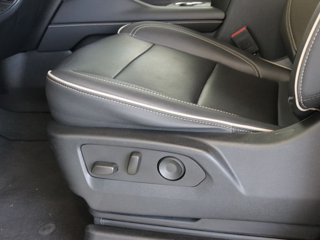 Used 2024 Black GMC SLT image 11