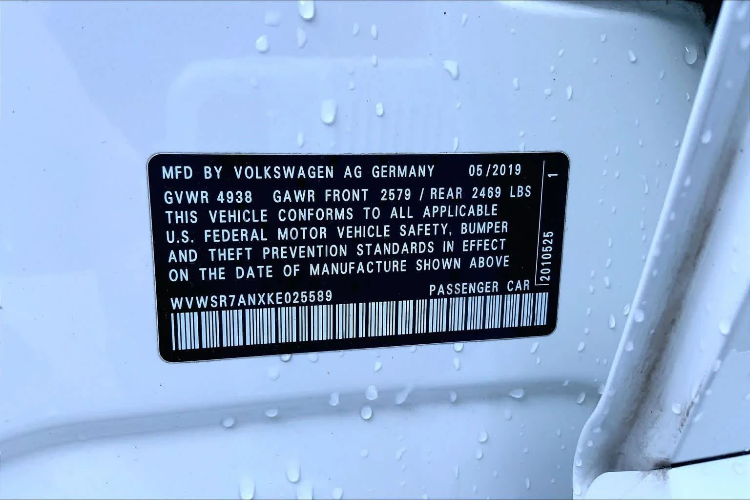 Used 2019 Pure White Volkswagen SEL R-Line image 34