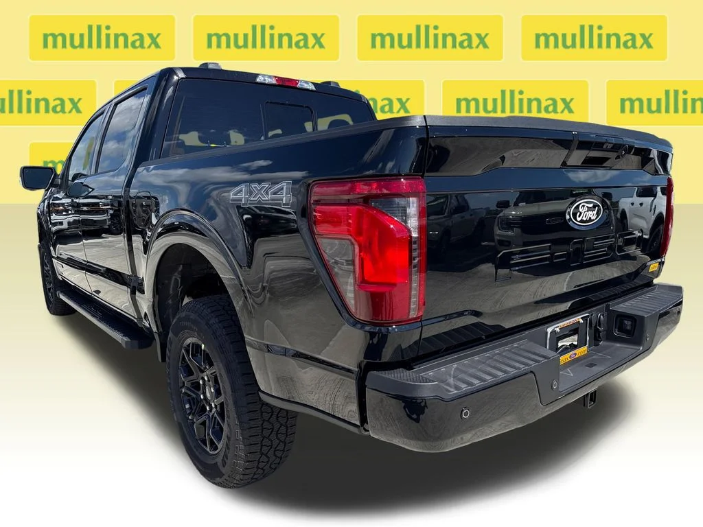 New 2026 Black Ford XLT image 4