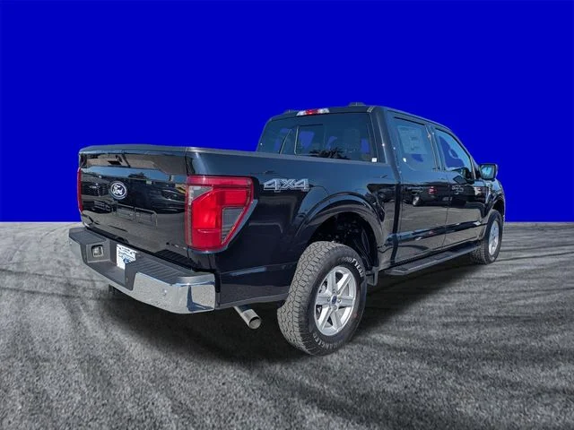 New 2026 Black Ford XLT image 4