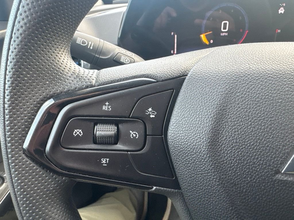 Used 2025 Gray Chevrolet LT image 17