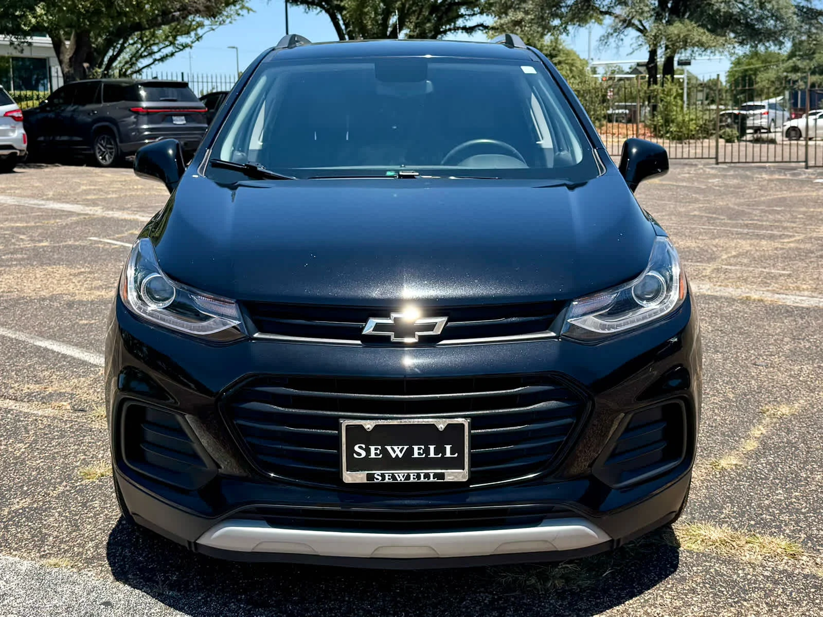 Certified Used 2020 MOSAIC BLACK METALLIC Chevrolet LT image 10