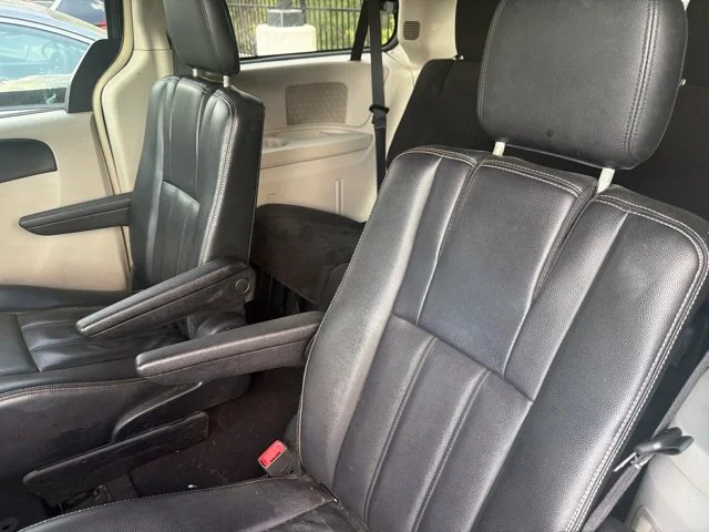 Used 2014 Black Chrysler Touring image 17