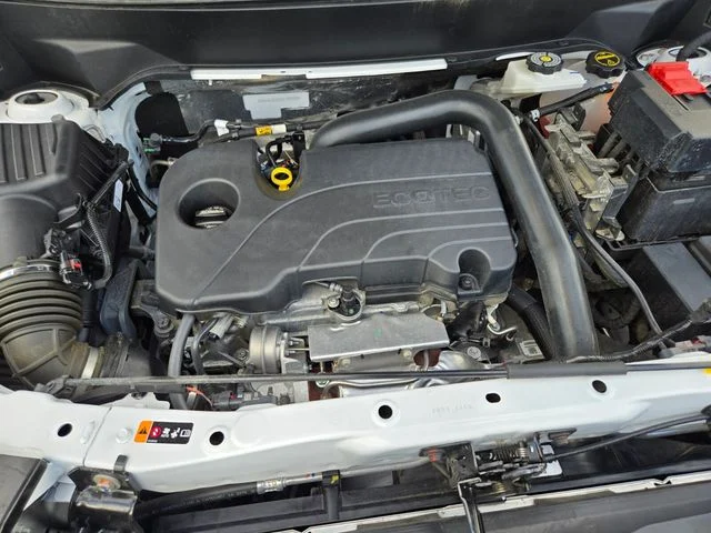 Used 2025 White GMC Elevation image 21