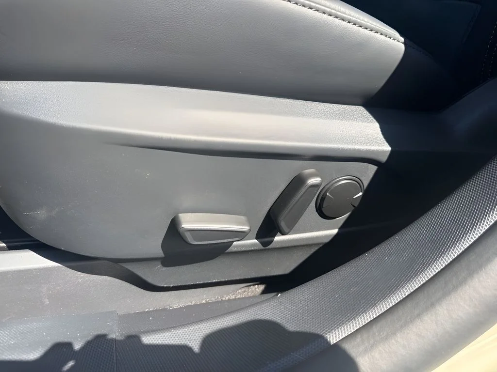 Used 2025 Beige Ford Premium image 10