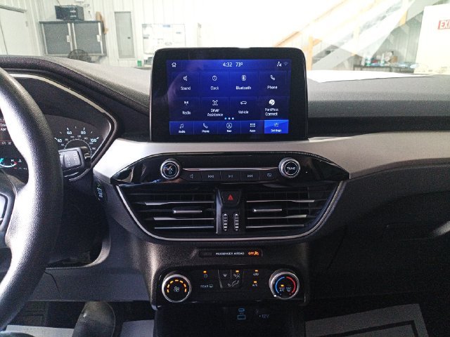Used 2022 Blue Ford SE image 21