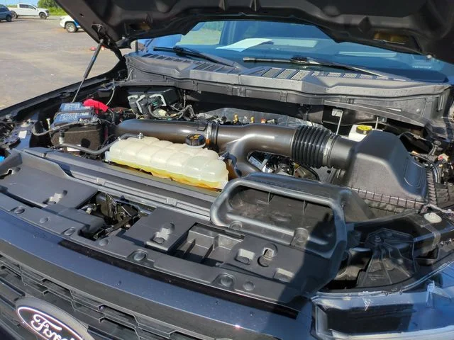 Used 2025 Blue Ford Lariat image 36