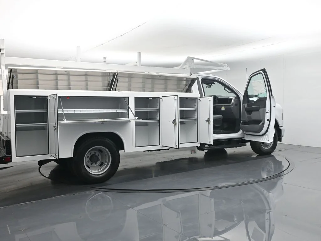 New 2025 White Ford XL image 5