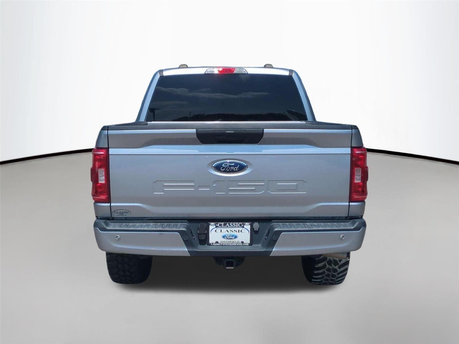 Used 2023 Iconic Silver Ford XL image 4