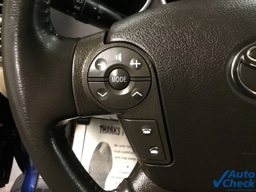 Used 2010 Blue Toyota Limited image 51