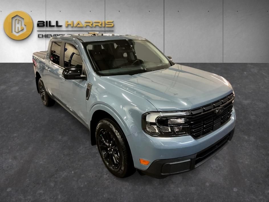 Used 2024 Gray Ford Lariat image 9