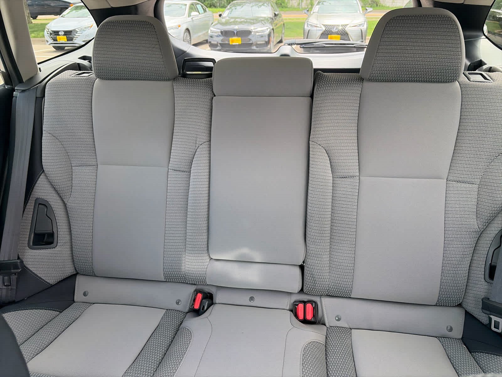 Used 2020 Ice Silver Metallic Subaru Premium image 8