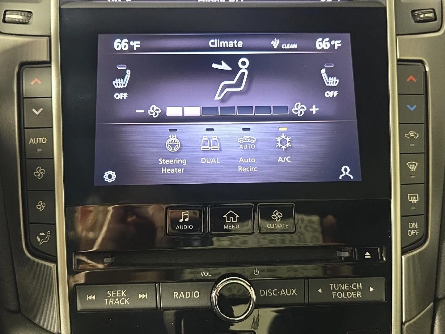 Used 2022 Graphite Shadow INFINITI LUXE image 15
