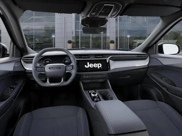 New 2026 Diamond Black Crystal Pearl-Coat Exterior Paint Jeep Laredo image 41
