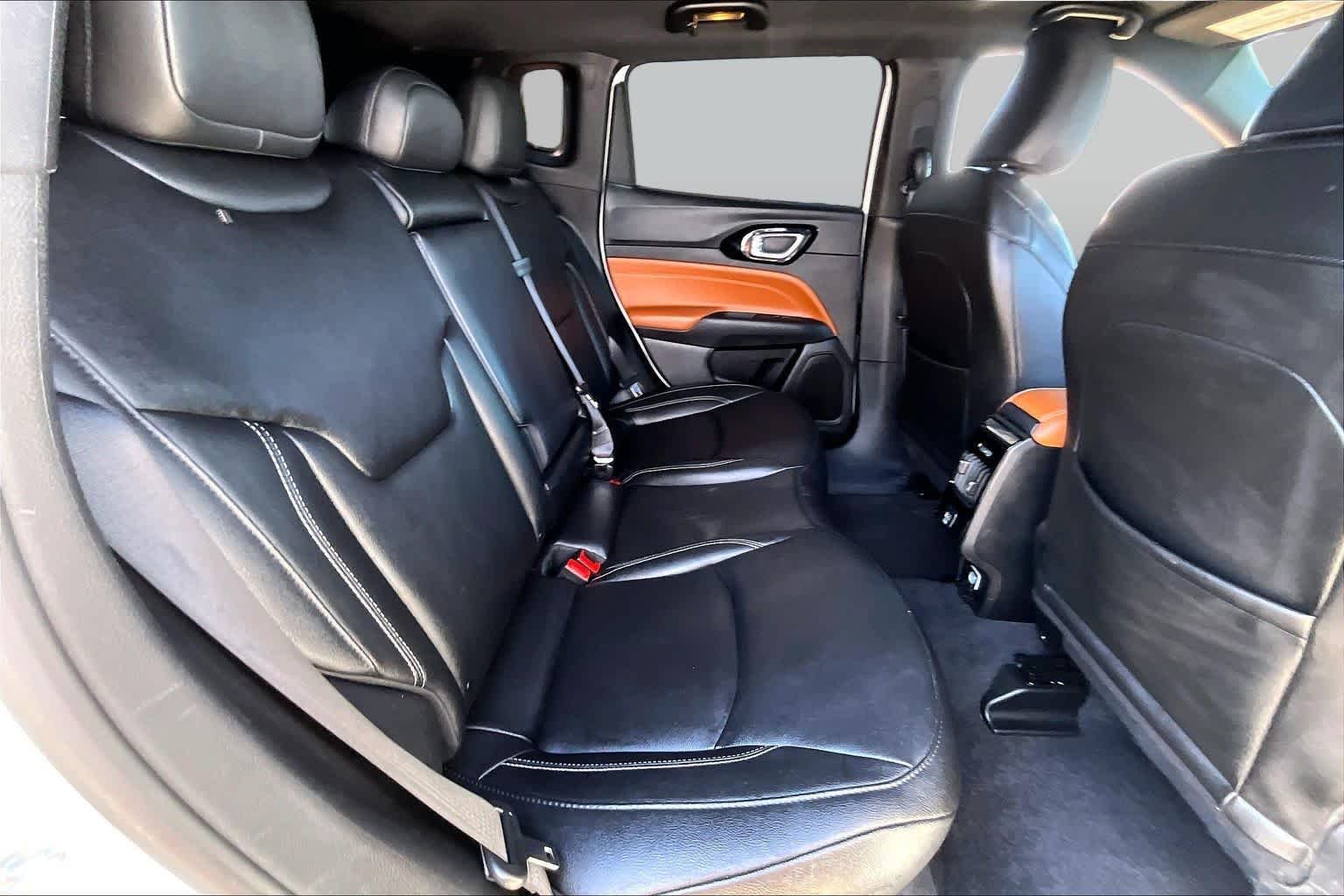 Used 2025 Bright White Clearcoat Jeep Limited image 20