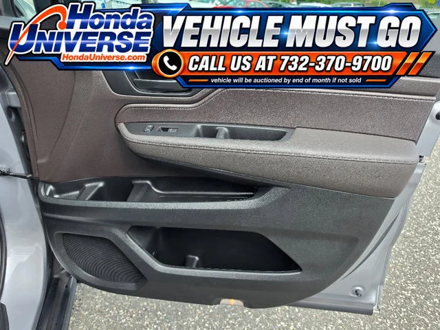 Used 2022 Lunar Silver Metallic Honda EX-L image 11