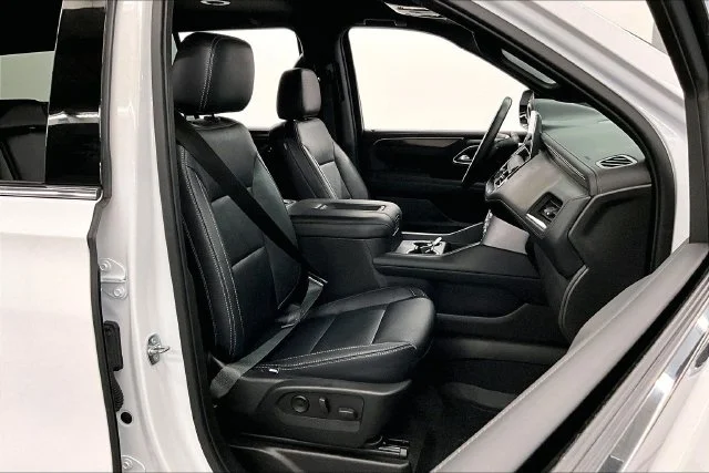 Used 2022 Summit White GMC SLE image 8