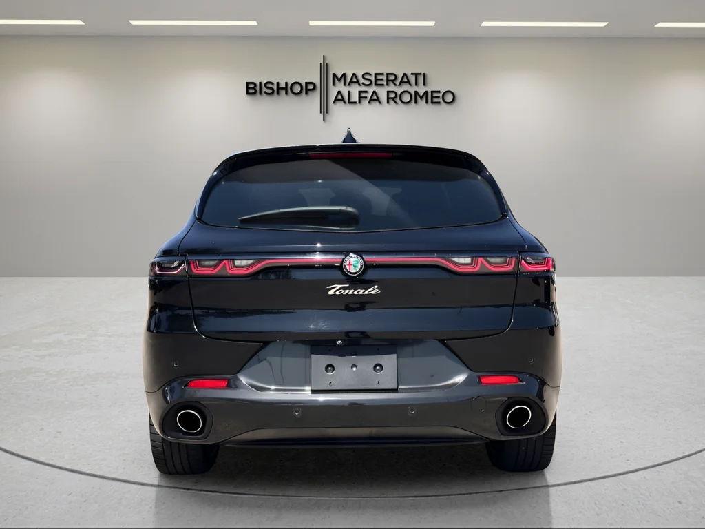 Used 2024 Black Alfa Romeo Veloce image 4