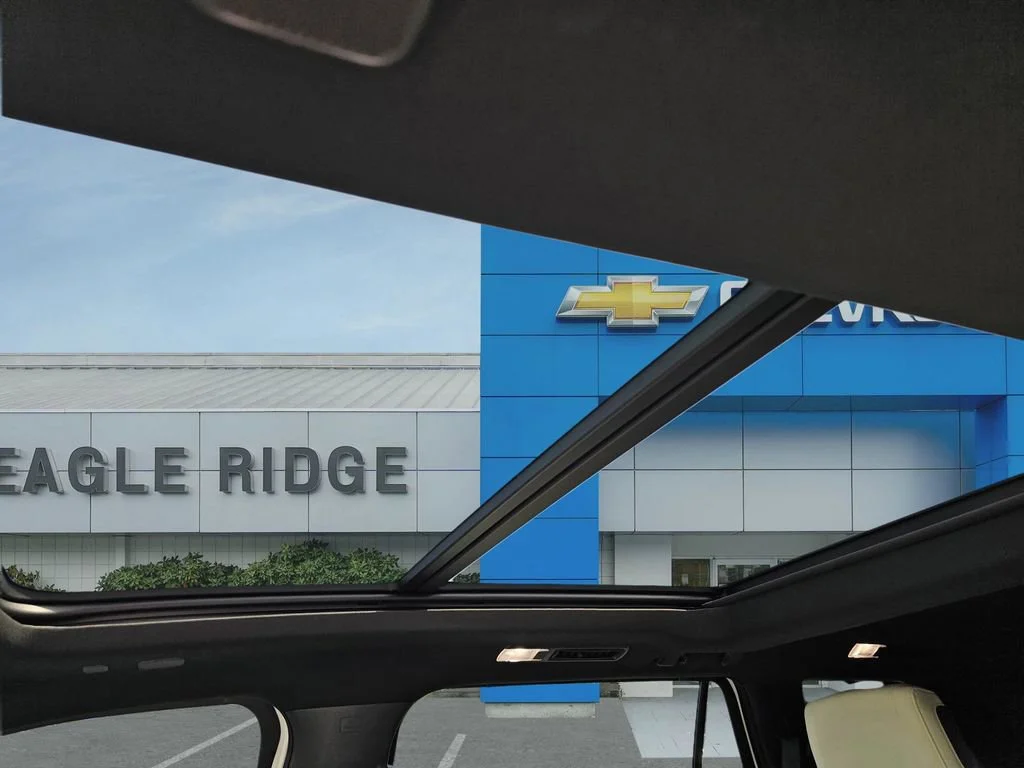 Used 2024  Toyota SR5 image 19