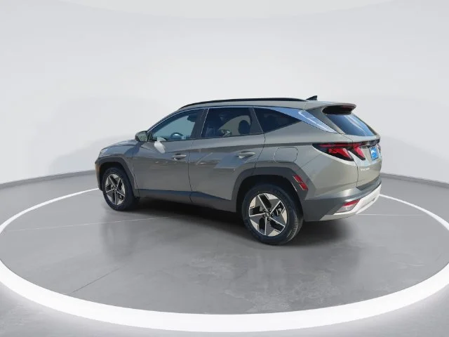 Used 2025 Gray Hyundai SEL image 6