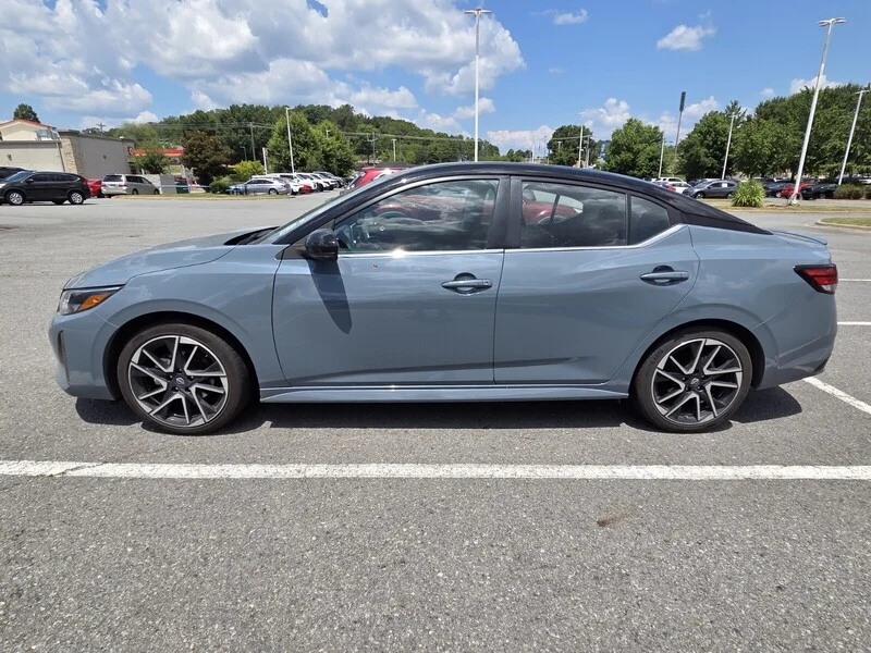 Used 2025 Gray Metallic NISSAN SR image 8