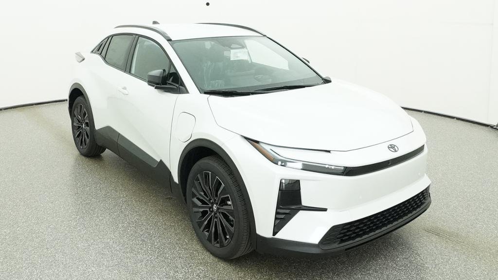 New 2026 Wind Chill Pearl Toyota XSE image 10