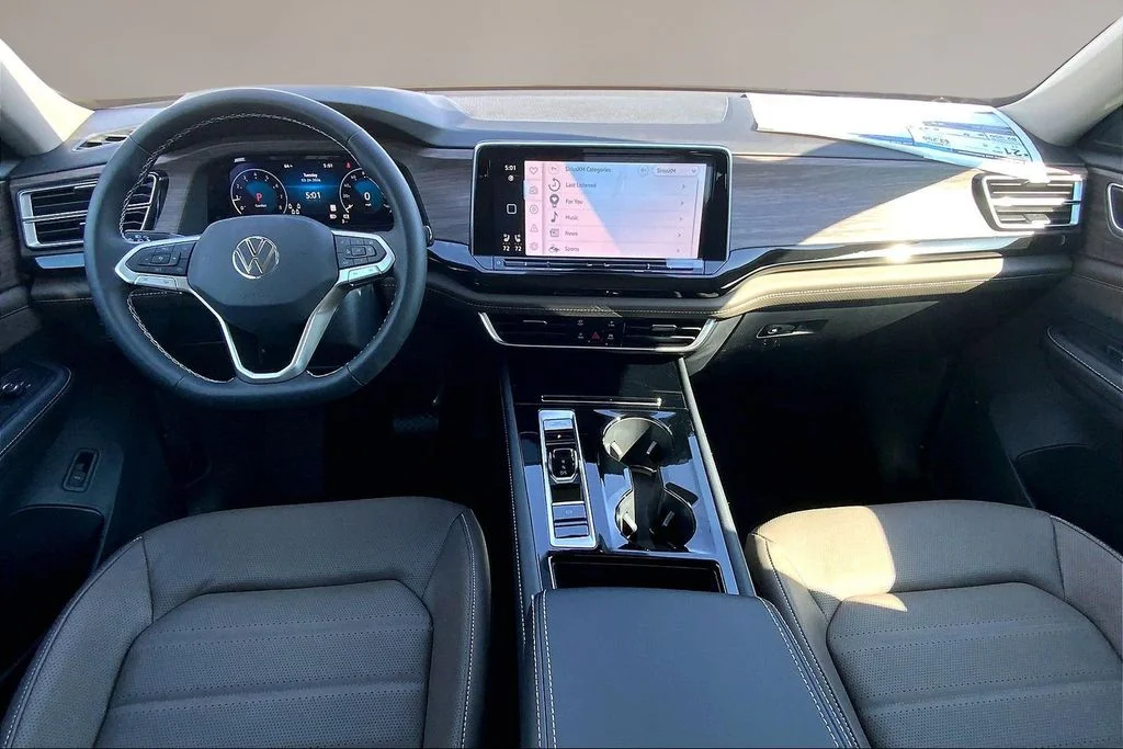 Certified Used 2026 Deep Black Pearl Volkswagen SEL image 5