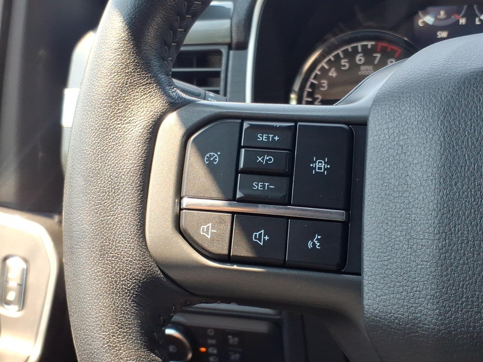 Used 2022 Carbonized Gray Metallic Ford XLT image 29