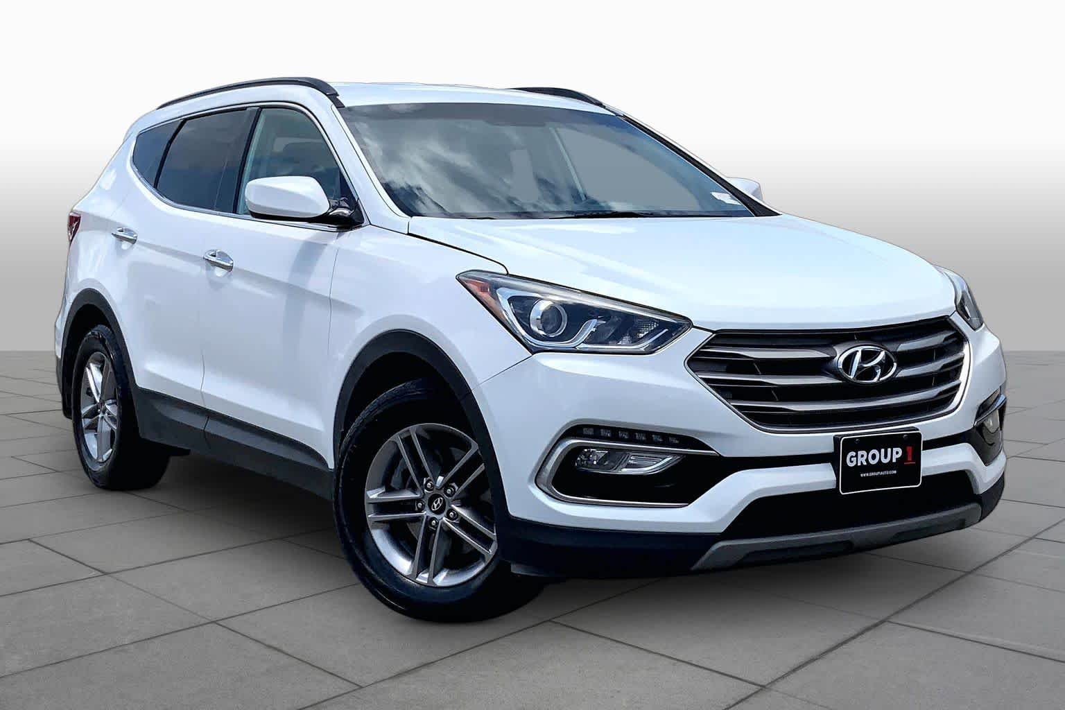 Used 2017 Frost White Pearl Hyundai 2.4L image 3