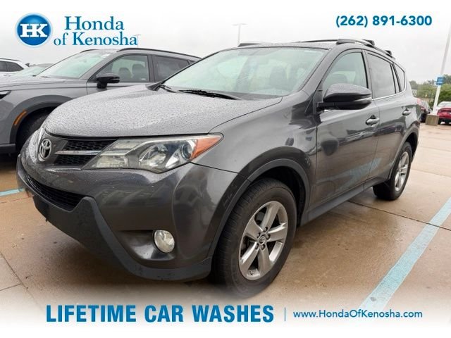 Used 2015 Magnetic Gray Metallic Toyota XLE image 1