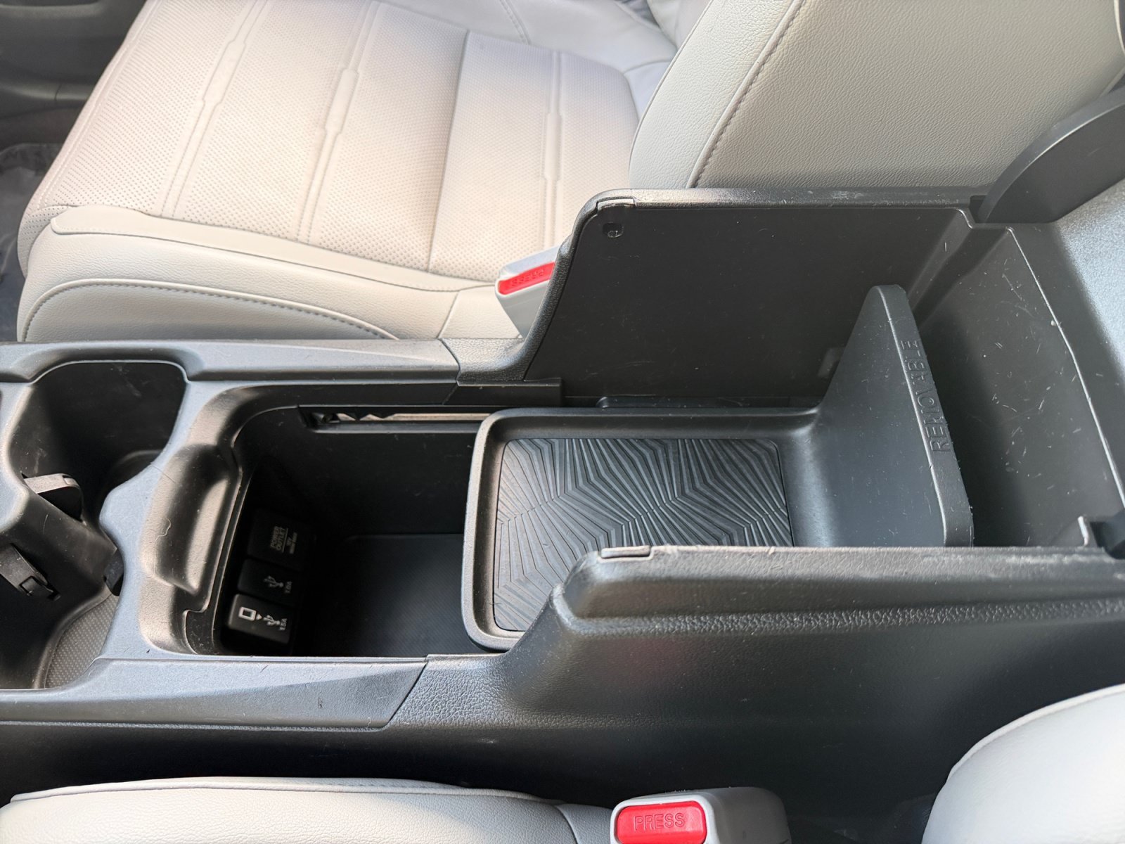 2017 Honda CR-V Touring - Photo 18
