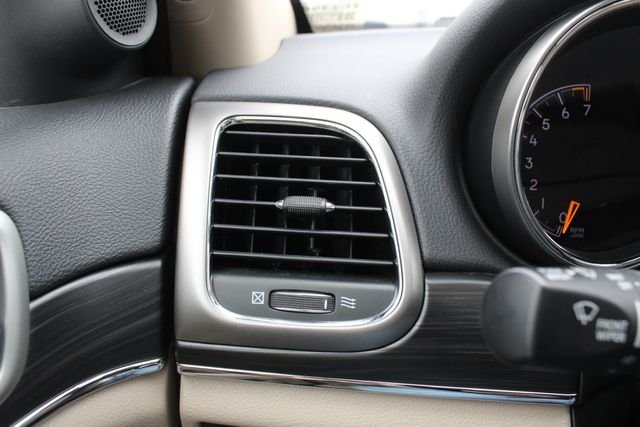 Certified Used 2020 Velvet Jeep Limited image 9