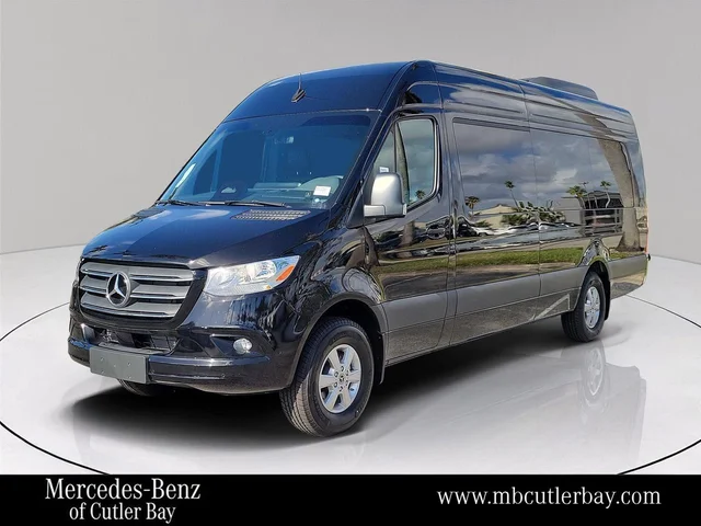 2025 Mercedes-Benz Sprinter Cargo Van Cargo 170 WB