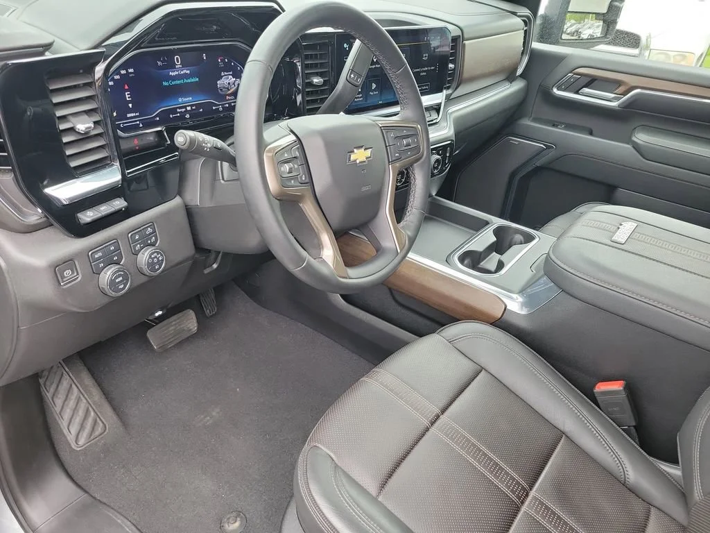 2024 Chevrolet Silverado 3500HD High Country - Photo 20