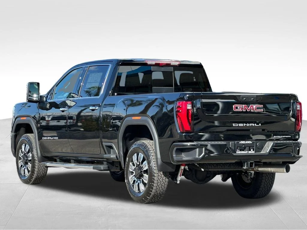 2026 GMC Sierra 2500HD Denali - Photo 3