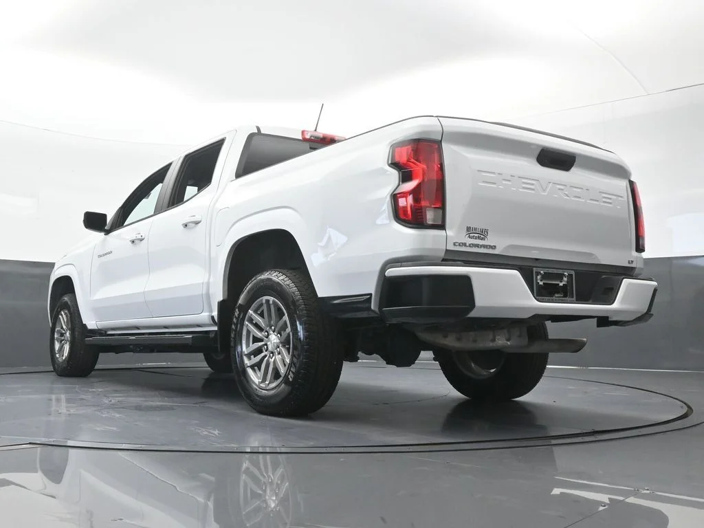 Used 2023 Summit White Chevrolet LT image 52