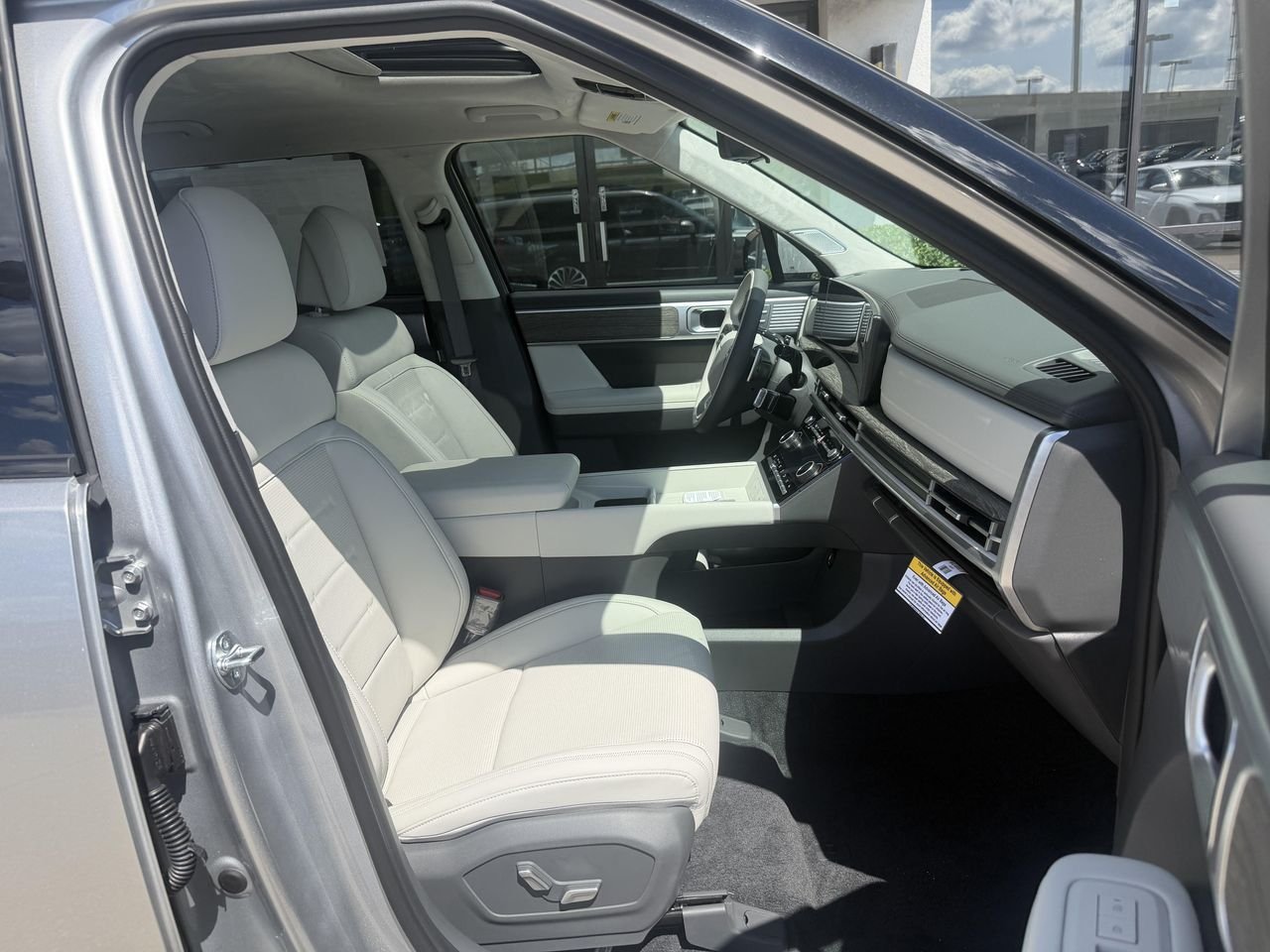 New 2026 Shimmering Silver Pearl Hyundai Calligraphy AWD image 22