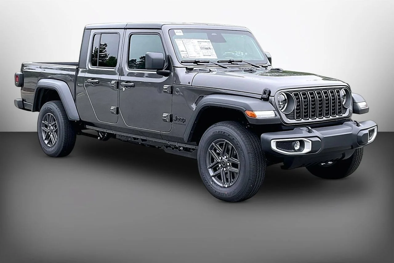 2026 Jeep Gladiator Sport S