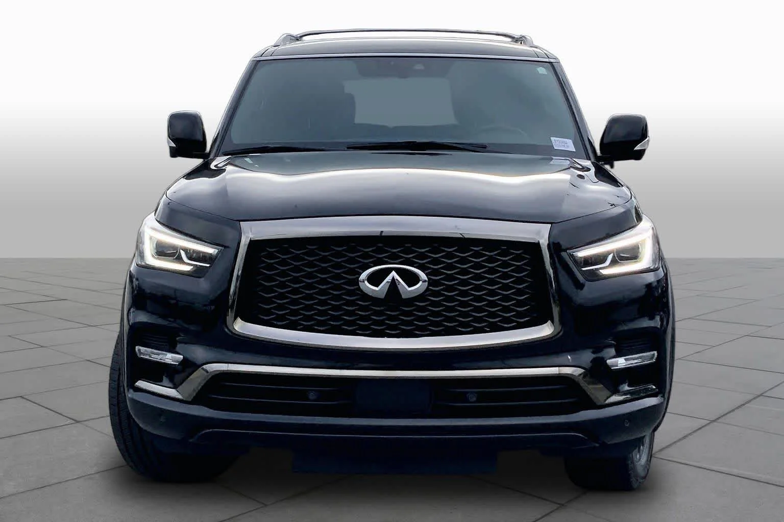 Used 2020 Black Obsidian INFINITI LUXE image 4